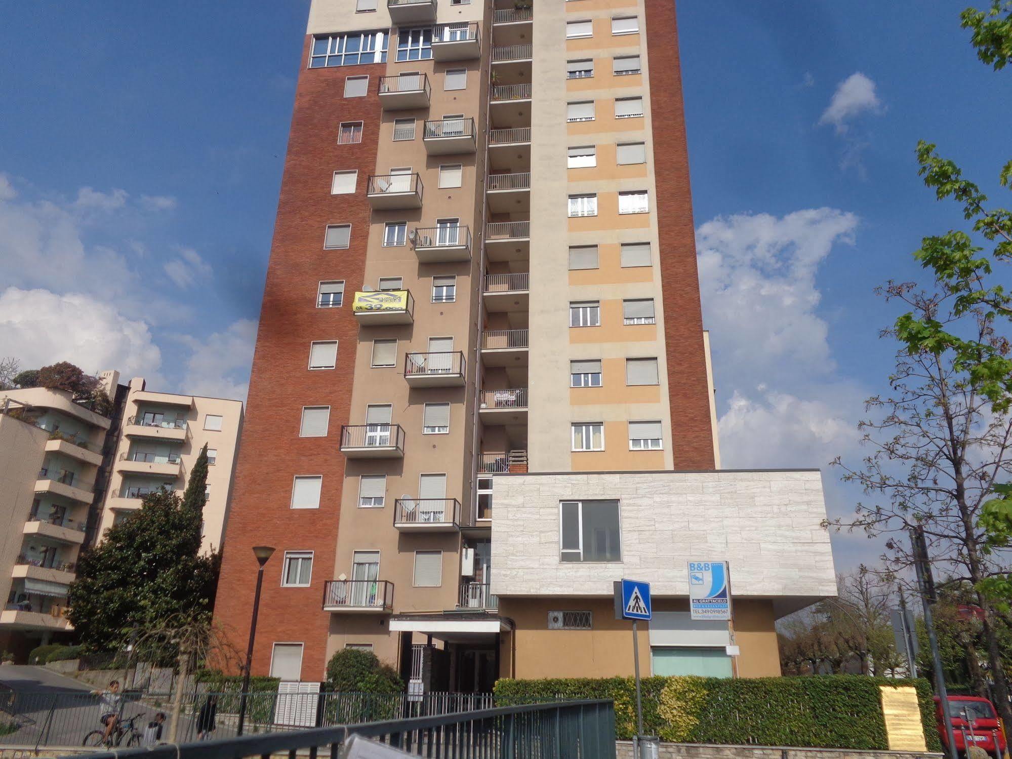 לינה וארוחת בוקר Trezzo sullʼAdda Al Grattacielo מראה חיצוני תמונה